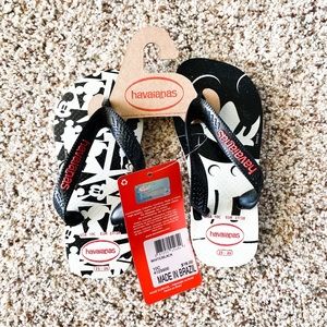 NWT Havaianas kids sandals. Size 10.